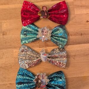 6 Piece Bundle! Four Glitter Hair Bows Set & 2 Holders - Frozen Characters